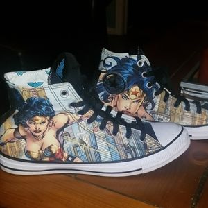 Converse All Star High Tops Wonder Woman